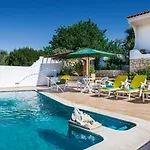 Villa Salgados, Near Albufeira, With Private Pool, 5 Minutes From Gale Guia (Faro)