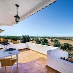 Villa Salgados, Near Albufeira, With Private Pool, 5 Minutes From Gale