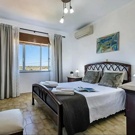 Salgados, Near Albufeira, With Private Pool, 5 Minutes From Gale *